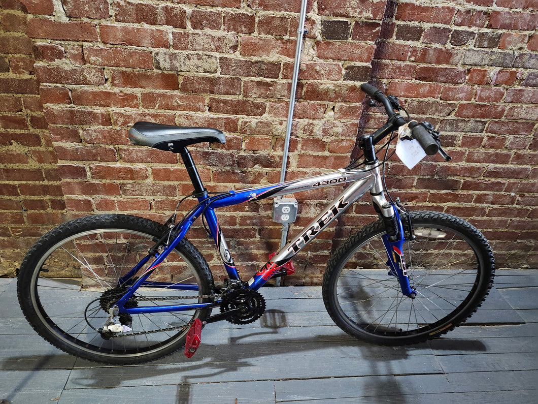 Used Trek 4300 Bicycle Carried Away Outfitters Used Trek 4300 Bicycle Carried Away Outfitters